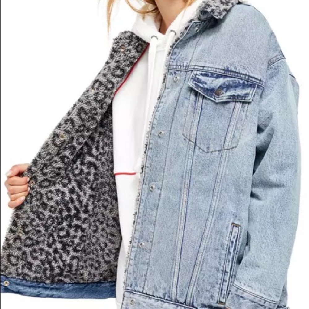 We The Free Wild Ones Sherpa Trucker Jacket Small